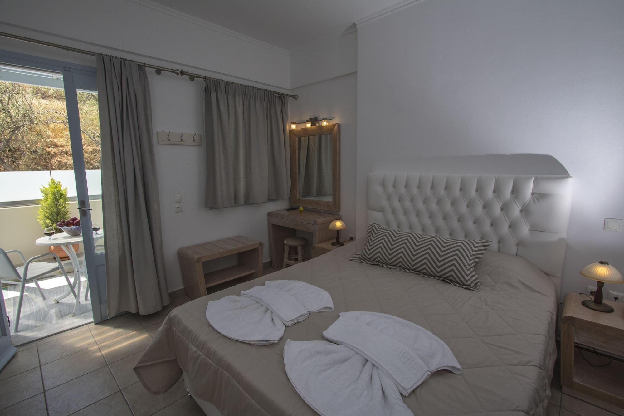 Apartahotel Erato